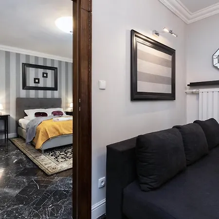 Pod Neptunem By Renters Apartment *